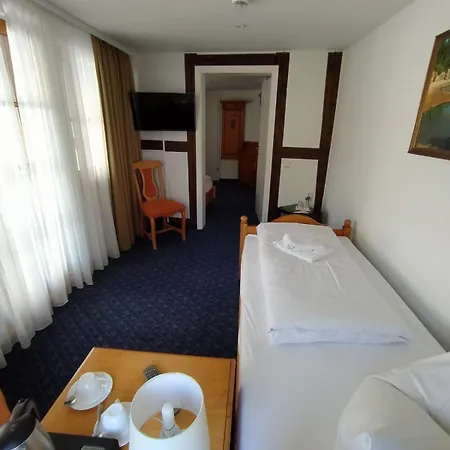 ホテル Fuerstenhof Garni