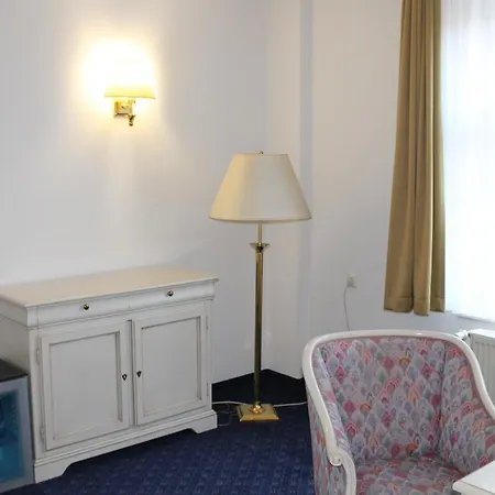 Fuerstenhof Garni 4* ורניגרוד